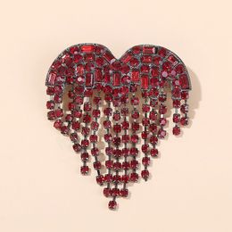 Red Tassel Heart Brooches For Women Rhinestone Shinning Love Wedding Party Office Suit Lapel Pins Daily Clothing Bag Accesories