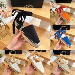 2023-Designer Women Sandals Thick Sole Wedge High Heels Grass Woven Sole Sandals Cross Strap Summer Shoes Lady Platform Flip Flops