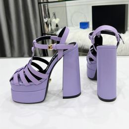 Designer luxury high heels personality design fashion classic wild new women's sandals feast meeting manufacturers promotion