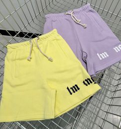 Pojkar flickor shorts sommar barn designer korta byxor med bokstäver pojke flicka kort jogger byxa storlek 100-150 2 färger mycket kvalitet