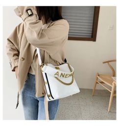 designer Bucket bag shoulder bags for women messenger bag Lozenge Fashion luxury crossbody handbag widened handle chain Diamond Lattice lock dicky0750 HBP