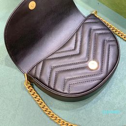 2023-Designer -Cross Body Bags Chains Half Moon Bag Women Designer Handbags Quilted Bags Mini Messenger Satchel Vintage Handbag Fashion Black Luxury Purses