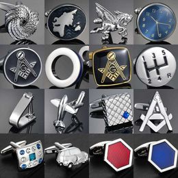 Cuff Links High quality sports and entertainment silver chess Fashion men's French shirt Movie Car cufflinks G220525