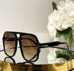 Designer Tom Sunglasses for Women FT884 Lentes de quadros de grandes dimensões FORD LUZURO SUNGLESSES MEN CLASSIC BRANCE ORIGINAL Caixa