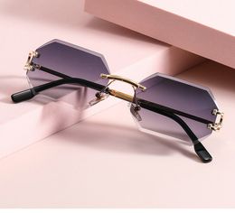 New fashion men's sunglasses superclear beach travel sunglasses women's sunglass rimless octagon glasses personality style mix colors