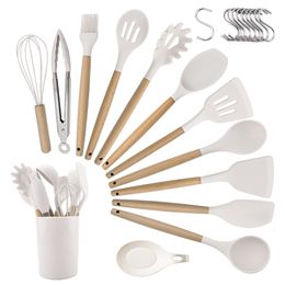 Herb Spice Tools White Food Grade Silicone Kitchen Cookware Utensils Turner Spatula Spoon Wooden Handle Practical Cooking Tool Kitchenware Set 230525