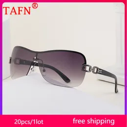 Sunglasses Frames 20pcs Retro Cat Eye Women Oversized Y2k Rimless Shades Sun Glasses Fashion Eyewear With Bag Wholesale T10695