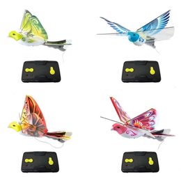 Electric/RC Animals 2.4G Electric Eagle Remote Control Bionic Bird Flying Wing Flapping Simulation Bird Toy Gift for Children Kids 230525