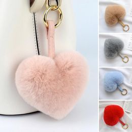Keychains Plush Keychain Fuzzy Super Soft Metal Ring Gift Faux Fur Pure Color Heart Shaped Key Pendant For Women
