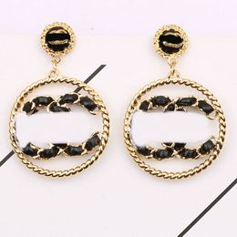 Women Classic Stud Dangle Earring Designer Letter Fashion Hollow Letter Bee Earrings Personality Party Jewelry