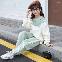 Clothing Sets Menoea Teenager Girls Autumn 2023 Sports Suits Fashion Lace Sweatshirt Top Casual Pants 2pcs Set For 4-13Year