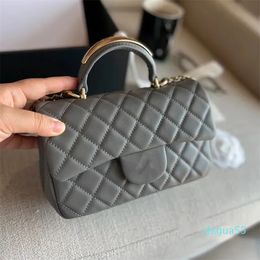 Fashion designer handbag bag handle Lambskin Flap Clutch Crossbody bag Metal handle wallet women leather tote messenger