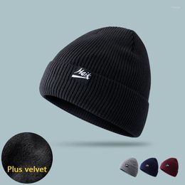 Berets Acrylic Blended Casual Cuff Knit Hat Label Ski Warm Knitted Winter Custom Beanie Plus Velvet Stretch Unisex