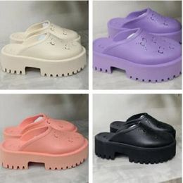 02 Women's high heels Perforated Designer Sandals Luxury Platform Slide Hollow Pattern Slippers Transparent Materials Sandal Rubber Flats Slipper 35-42 slippers