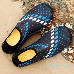 Designer Swimming shoes couples outdoor wading beach shoes skin fitting Snorkelling shoes