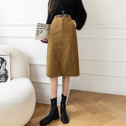 Skirts 2023 Autumn Winter Temperament High Waist Bag Hip A-line Slit Corduroy Slim Skirt Female Pocket Zipper Belt Woollen QC189