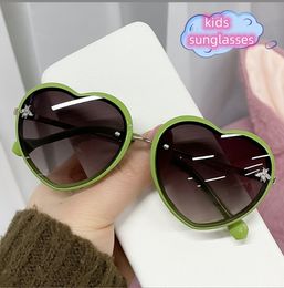 Heart Shape Sunglasses Little Bee Fashionable For Party Children's Gift Children's Sunglasses metal frame Protection Cute For Kids