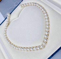 Chains Classic 10-11mm South Sea Round White Pearl Necklace 18"