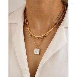 Pendant Necklaces White Shell Necklace Earrings Women's Square Retro Matching Sense Elegant Gentle Simple Stacking European And American
