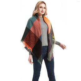 Scarves 2023 European And American Autumn Winter Herringbone Pattern Small Square Scarf Split Triangle Jh72