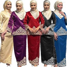 Ethnic Clothing 2 Piece Set Muslim Women Embroidery Abaya Long Sleeve Tops Maxi Skirt Suit Turkey Dubai Islam Femme Dress Outfit Eid Baju