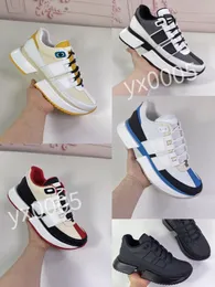 Designer flat sneaker trainer casual shoes leather white letter overlays fashion platform mens womens low sneakers