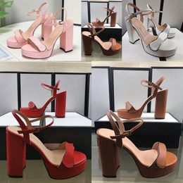 Fashion summer sandals shoes crystal leather sandals Suede Buckle gold black red ladies spike Party high heels size 35-429rqo#