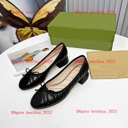 2024 Designer Women Ballet Flat Heel Shoe Vintage Fashion Bow Sandal Dance Fashion Versatile Size34-40