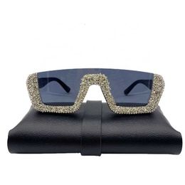 Brand Classic Sunglasses Fashion Outdoor Summer Designer Rhinestone Bling Studded Half Frame Glitter Branded Diamond Eyeglasses Womens Shades