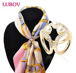 Pins Brooches Korean Arrival Joker Pearl Scarf Clip Three Ring Rhinestone Decoration Buckle For Women Costume Jewelry62980371954715