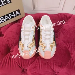 New top Designer Women fashion Sneakers Lace Up popular Flat Casual Men Spring Autumn Walking Shoes White