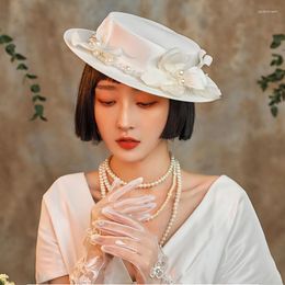 Headpieces White Wedding Hats Pearls Flowers Flat Top Hat Accessories Vintage Ladies Wide Brim For Elegant Bridal Headwear