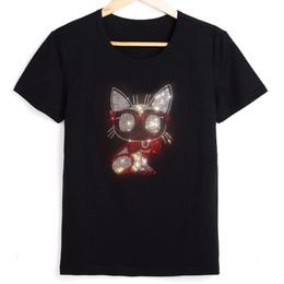 T-Shirt 2022 Summer Diamond Tshirt Women Cotton Short Sleeve Blouse Lovely Cat Tee Shirts Flash Rhinestone Ti Streetwear Plus Size 5XL