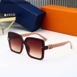 2023 New Large Frame Box Sunglasses Fashion Frameless Sunglasses Women's UV Resistant Sunglasses two for one