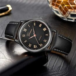 Wristwatches Watch For Men Fashion Vintage Leather Strap Casual Business Man Quartz Alloy Dial Clock Reloj Hombre
