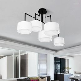Pendant Lamps Nordic Loft Iron LED Chandelier 2/3/5 Heads Lights Black Red Brown Home Suspension Fixtures Luminaria Lighting