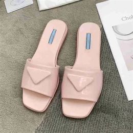 2023 Luxury Designer Women Slippers Summer Fashion Leather High Heeled Flat Heel Stiletto Square Toe Sandals Loafers Top Quality Many Colors Optional