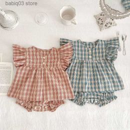 Rompers 2 Piece Toddler Baby Girls Clothes Plaid Print Ruffles Sleeveless Doll Shirt Shorts Suit Short Sleeve Button Romper Girl Outfits T230529