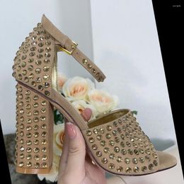 Dress Shoes 2023SS High Quality Round Head Crystal Diamond Thick Heel Sandals Women's Party Wedding Banquet Plus Size 43 Summer
