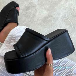 Designer-Slipper 2023 Women Sandal Square Toe Leather Platform Ladie Shoe Summer Fashion Thick Bottom Female Woman Flip Flop