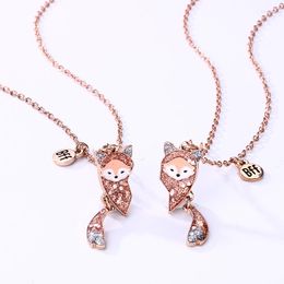 Pendant Necklaces 2pcs/set Fashion Cute Necklace Friends Splicing Magnet Attraction Couple Twins Girls Jewellery Gift