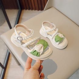 Sandals Girls Sandals Summer New Cute Pearl Little Girl Princess Shoes Children Soft Bottom Anti Slip Beach Shoes