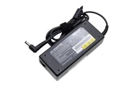 Adapter For Fujitsu A1110 A3110 A6010 A6030 AH530 AH531 AH532 AH544 AH550 AH552 AH78 laptop power supply AC adapter charger 19V 4.22A