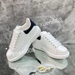 2023new Fashion womens quality Casual shoes designer leather lace-up sneaker Running Trainers Letters Flat Printed sneakers