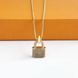 Collana di moda Designer gioiello feste in pendente diamantato collane in oro per donna regalo di gioielli