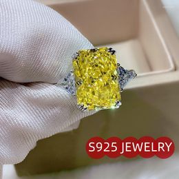 Cluster Rings Retro S925 Silver Aquamarine Topaz Stone High Quality Crystal Ring For Women Charms Party Wedding Fine Jewelry Gifts