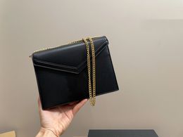 Cassandra Messenger Bag – alles, was stilvoll ist, kann als Umhängetasche oder als Umhängetasche oder mit offener Metallschnalle im Designer-Stil getragen werden, einfach, nicht einfach, klassisch, veraltet