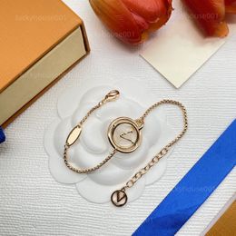 Retro Style Bracelet Womens Luxury Bracelet Cufflinks Designer Unisex Letter Jewelry Crystal 18K Gold Plated Stainless Steel Wedding Lover Gift Bracelet