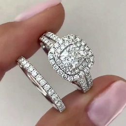 Band Rings Huitan Sparkling Cubic Zirconia Crystal 2Pcs Set Rings for Women Temperament Bridal Wedding Accessories Party Statement Jewelry AA230529