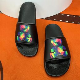 Strand tofflor Herr sommar utanför bär net-halk net röda björntryck strand ett-ord flip-flops size36-45